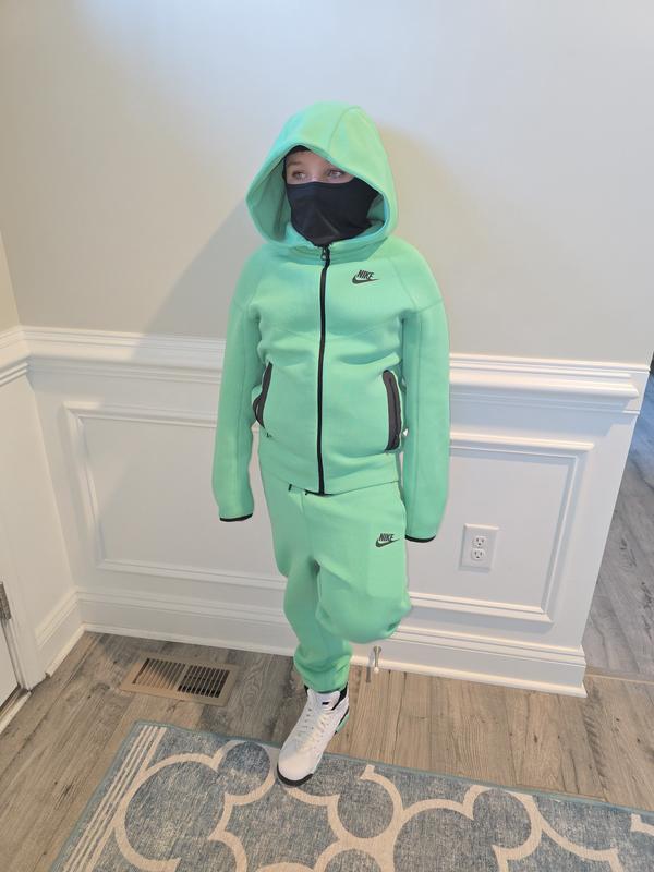 Review Thumbnail Image 0 236175860