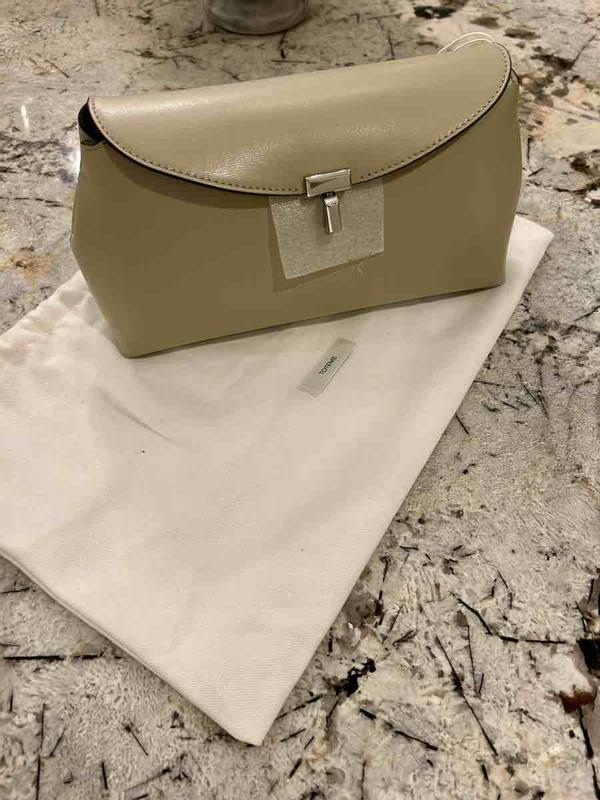 Review Thumbnail Image 0 239770496