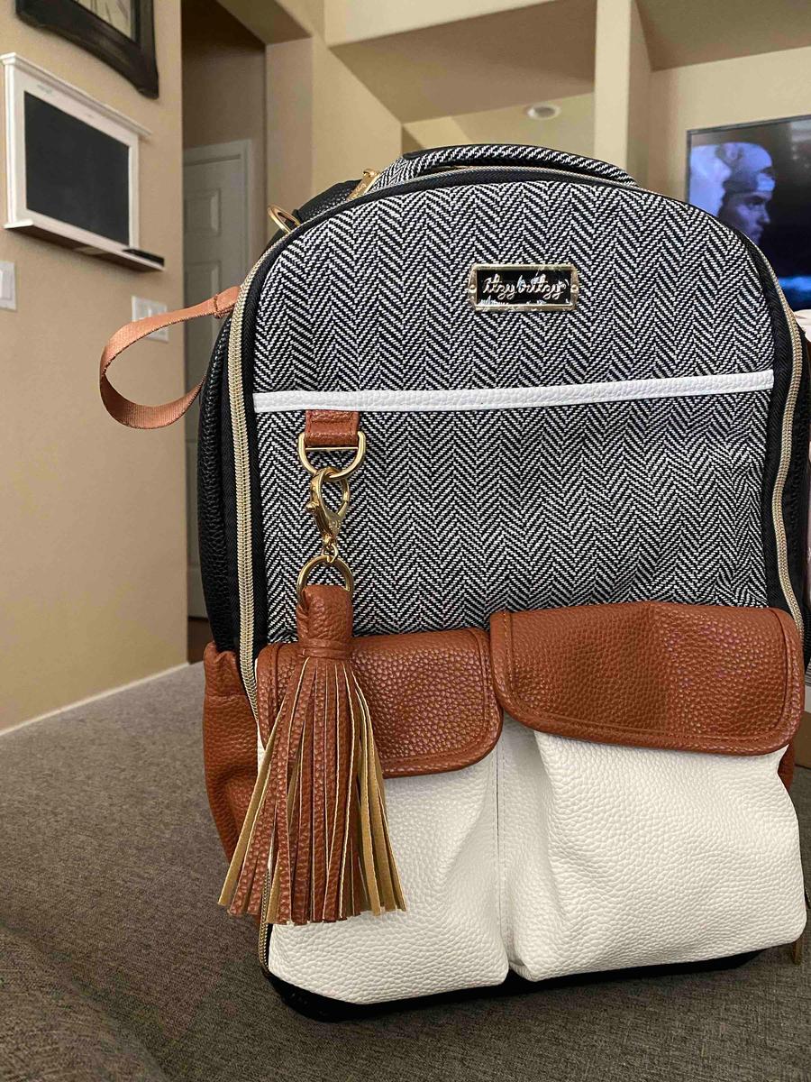 Review Thumbnail Image 0 195284985