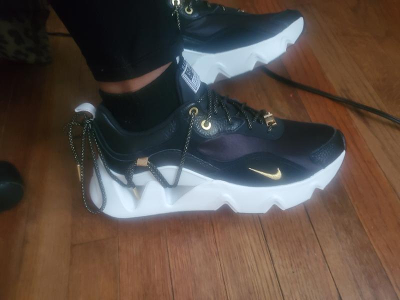 Review Thumbnail Image 1 217533676