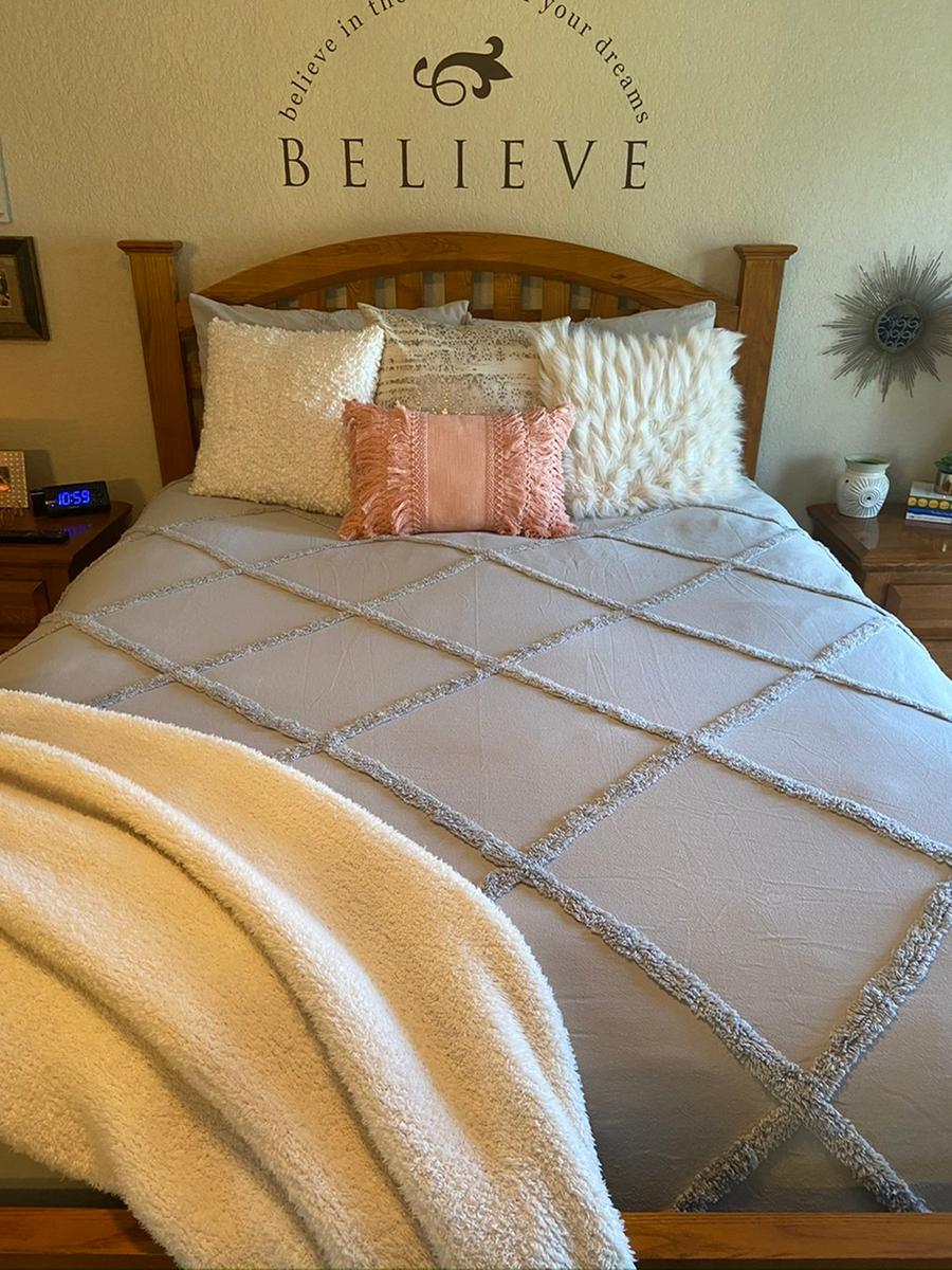 Review Thumbnail Image 0 195067174