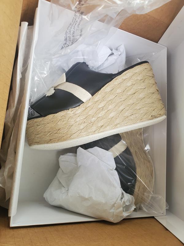 Review Thumbnail Image 1 241145678