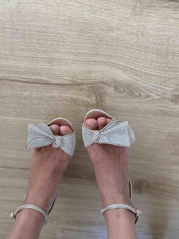 Review Thumbnail Image 0 218043671