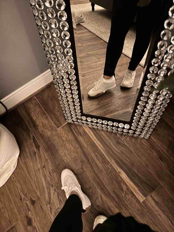 Review Thumbnail Image 0 238365963