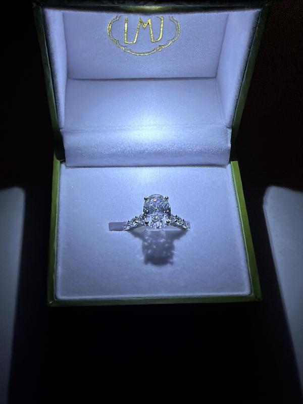 Review Thumbnail Image 0 246567713