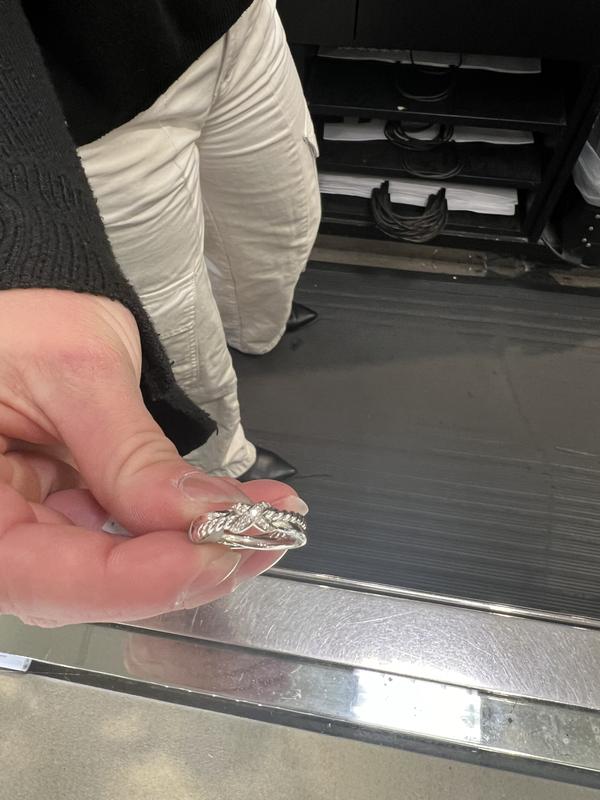 Review Thumbnail Image 0 230747294