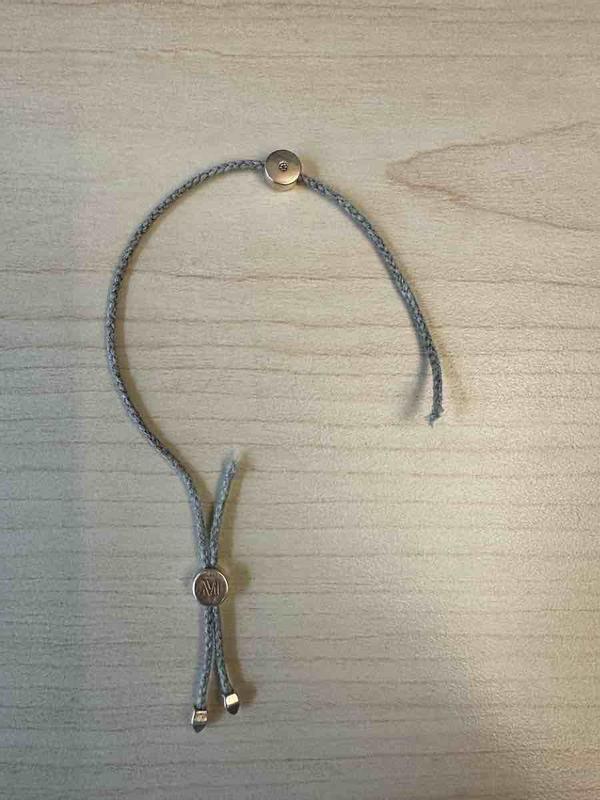 Review Thumbnail Image 0 228055596