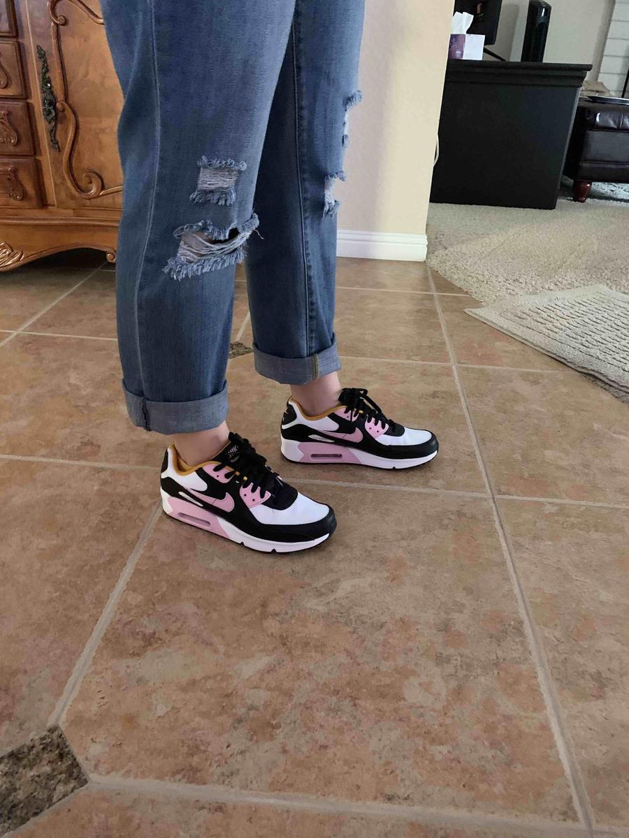 Review Thumbnail Image 0 202778824