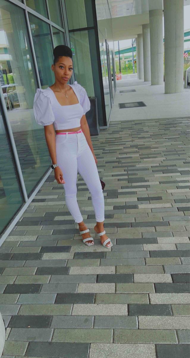 Review Thumbnail Image 0 210128083