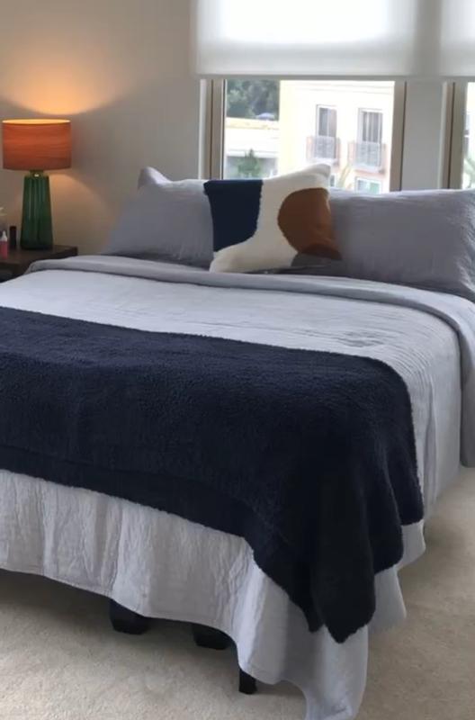 Review Thumbnail Image 0 219056653