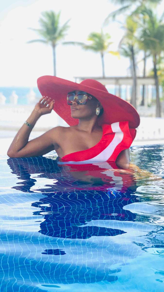 Review Thumbnail Image 1 209659100