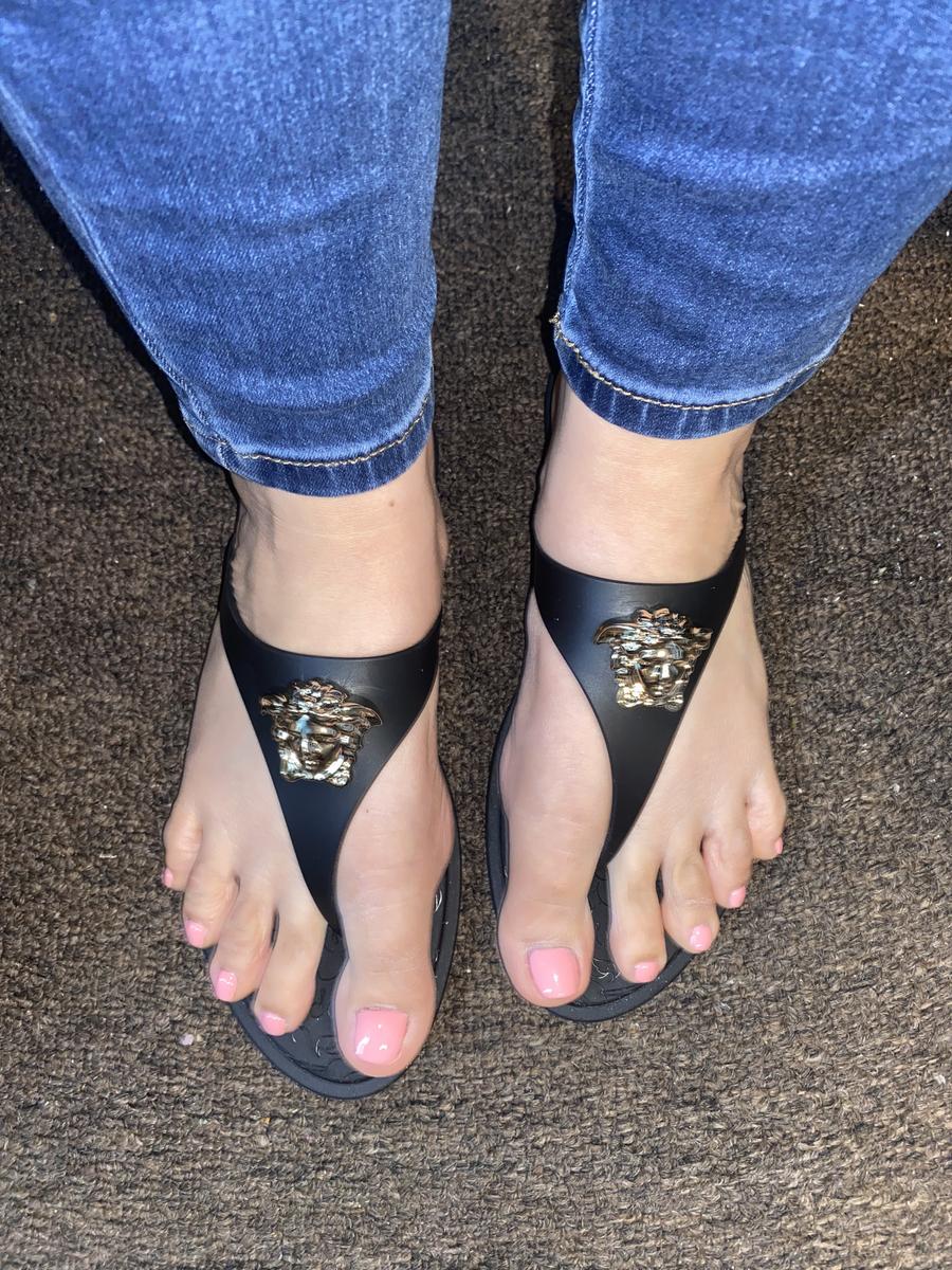 Review Thumbnail Image 0 205361625