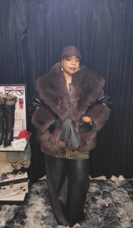 Review Thumbnail Image 1 248529194