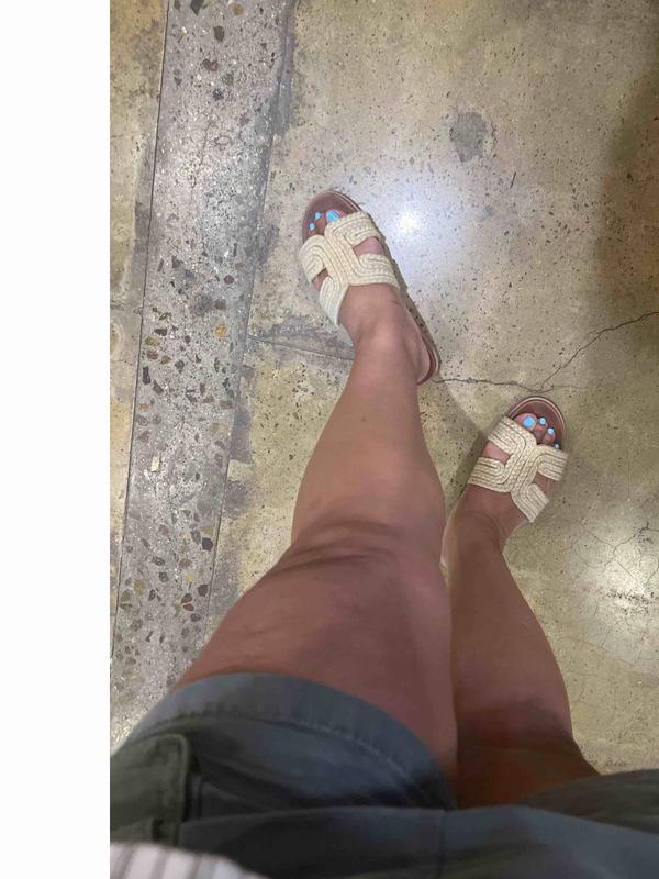 Review Thumbnail Image 0 235369903