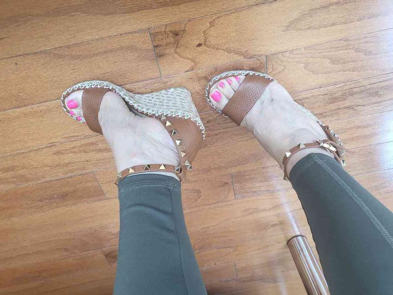 Review Thumbnail Image 1 226375579