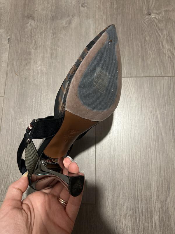 Review Thumbnail Image 2 233411809