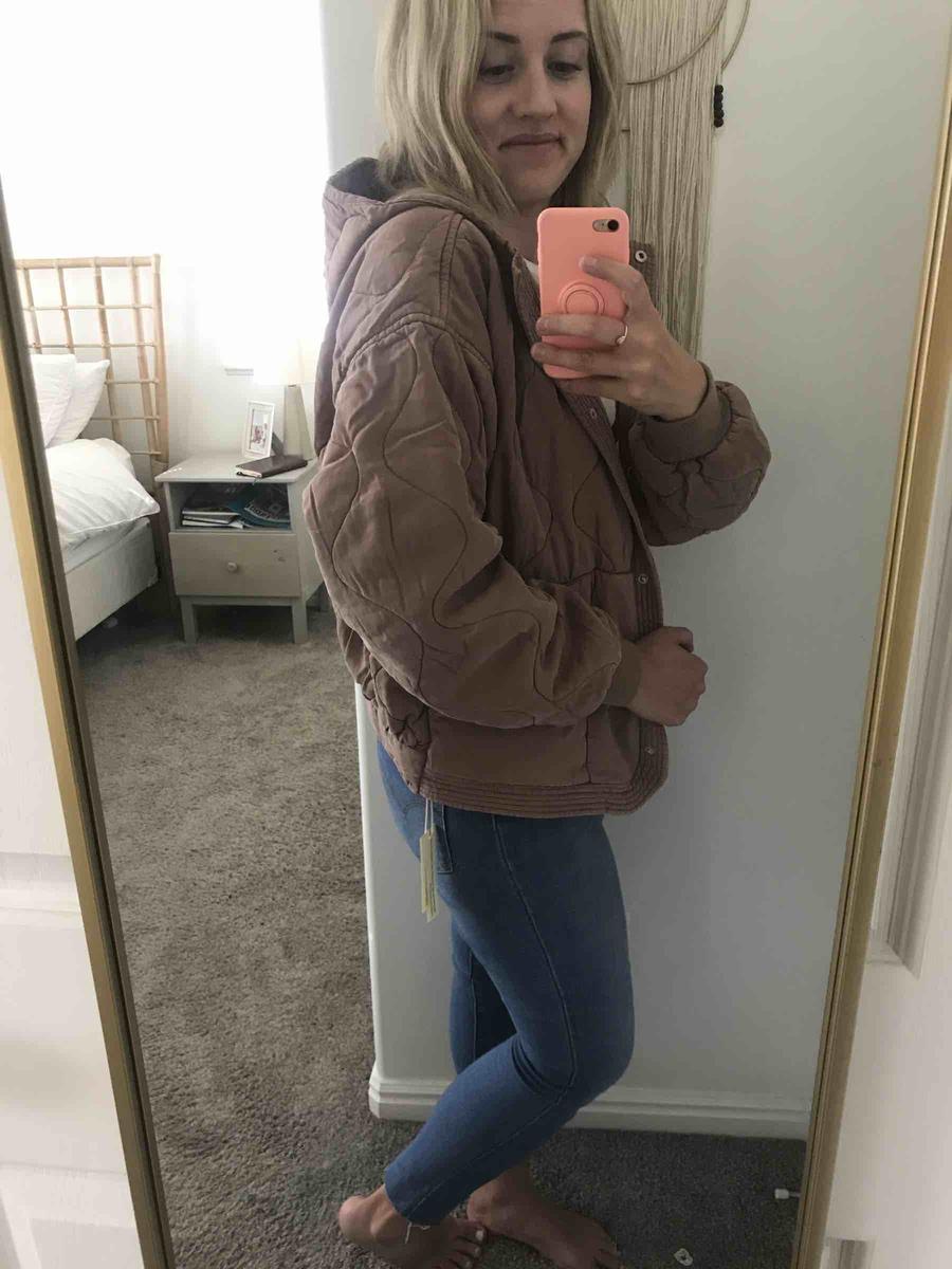 Review Thumbnail Image 1 209648996