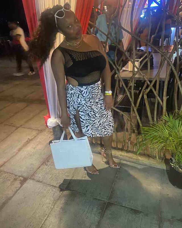 Review Thumbnail Image 0 215446136