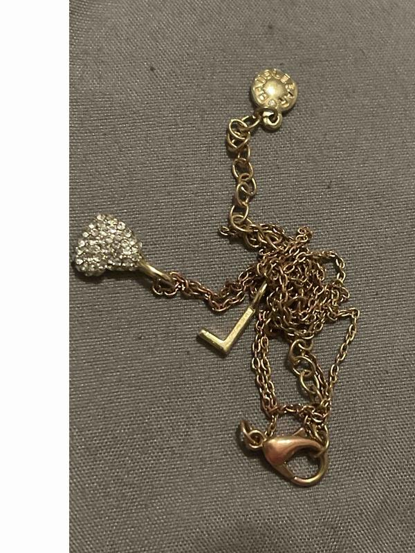 Review Thumbnail Image 1 215308426