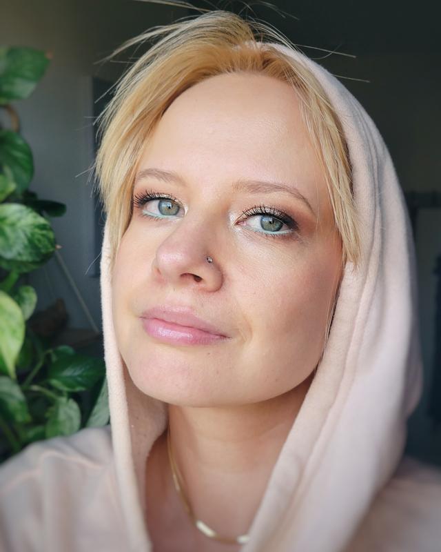 Review Thumbnail Image 0 229602490