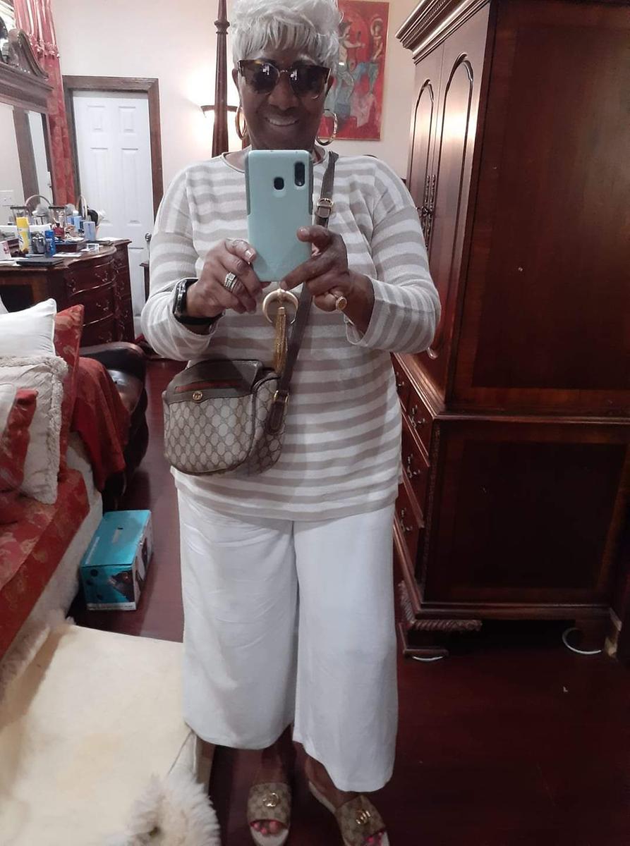 Review Thumbnail Image 0 195846822