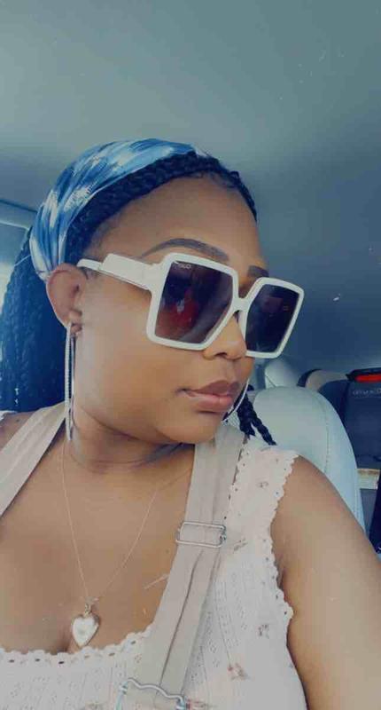 Review Thumbnail Image 2 215941151