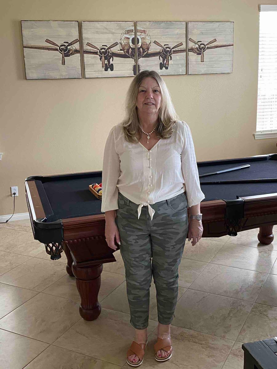 Review Thumbnail Image 0 196349362