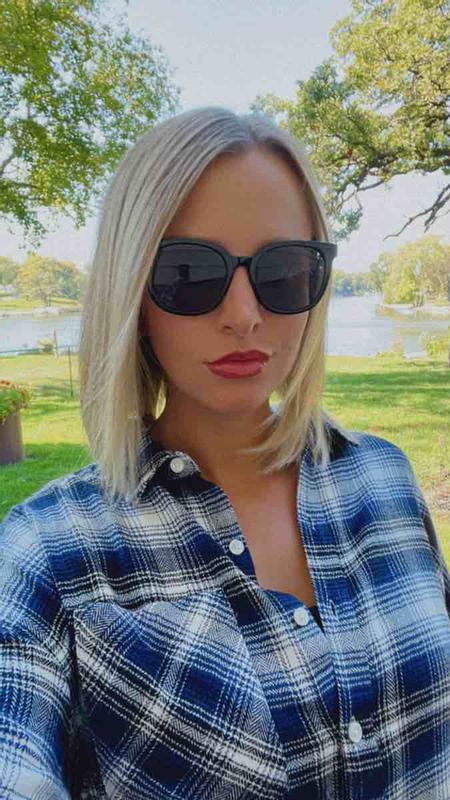 Review Thumbnail Image 0 220386411