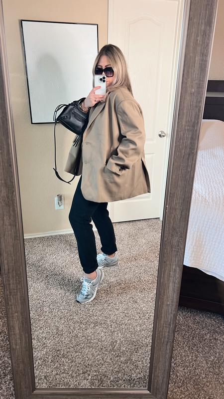 Review Thumbnail Image 0 216262143