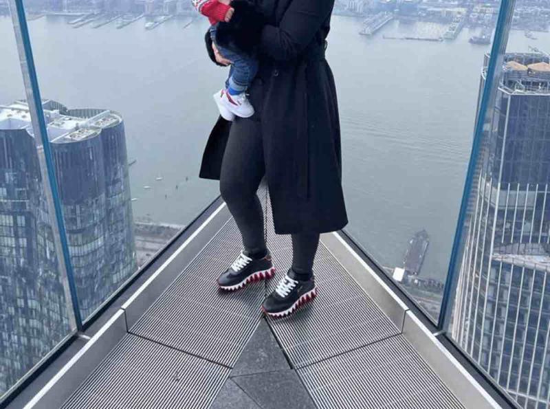 Review Thumbnail Image 1 215389870