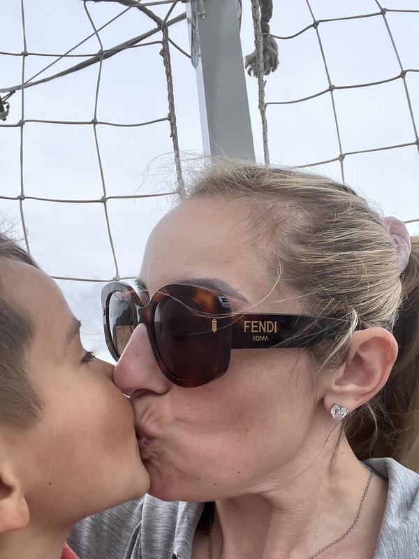 Review Thumbnail Image 0 248457160