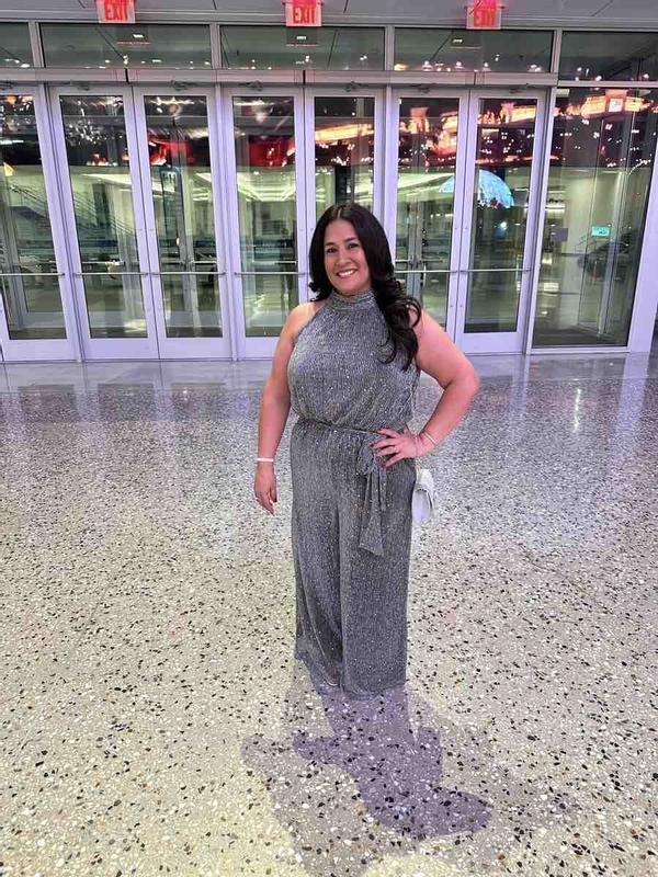 Review Thumbnail Image 0 229585527