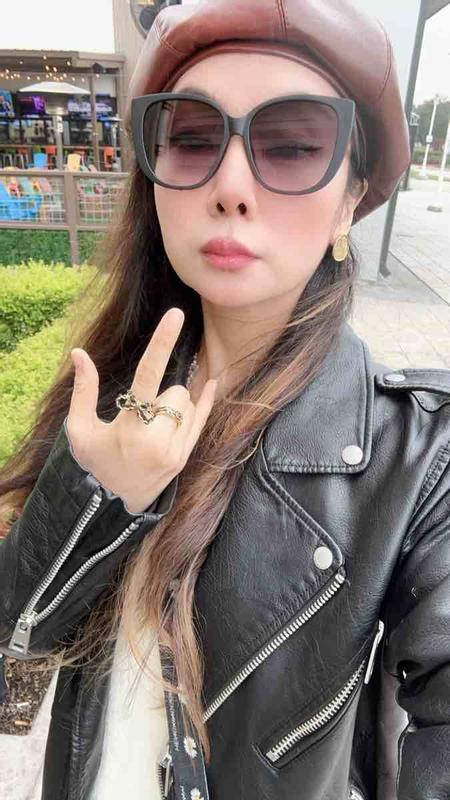 Review Thumbnail Image 0 239027550