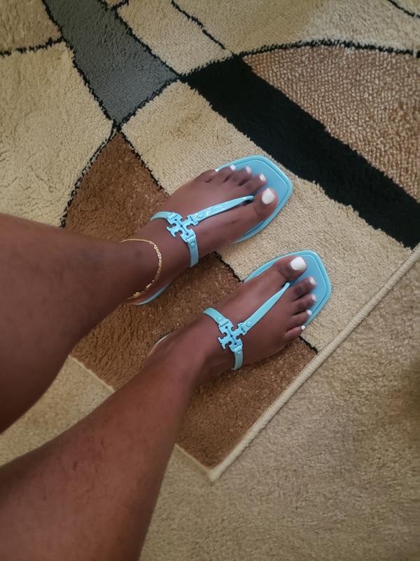 Review Thumbnail Image 2 225975423