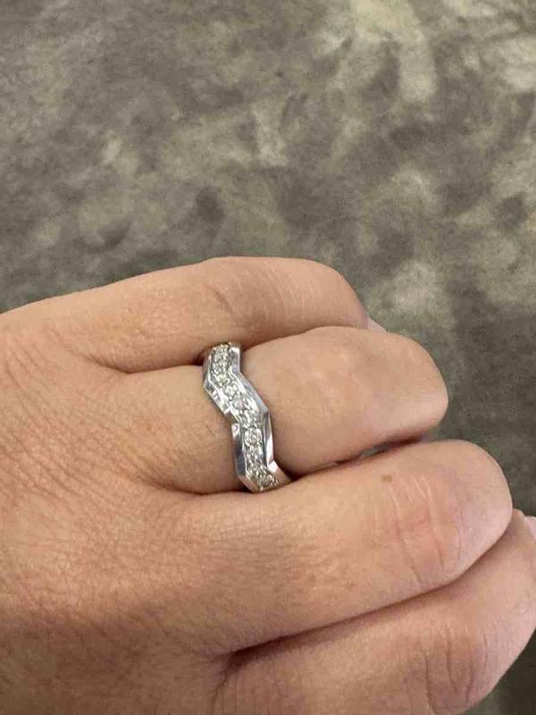 Review Thumbnail Image 1 243898663
