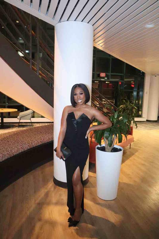 Review Thumbnail Image 0 237674449