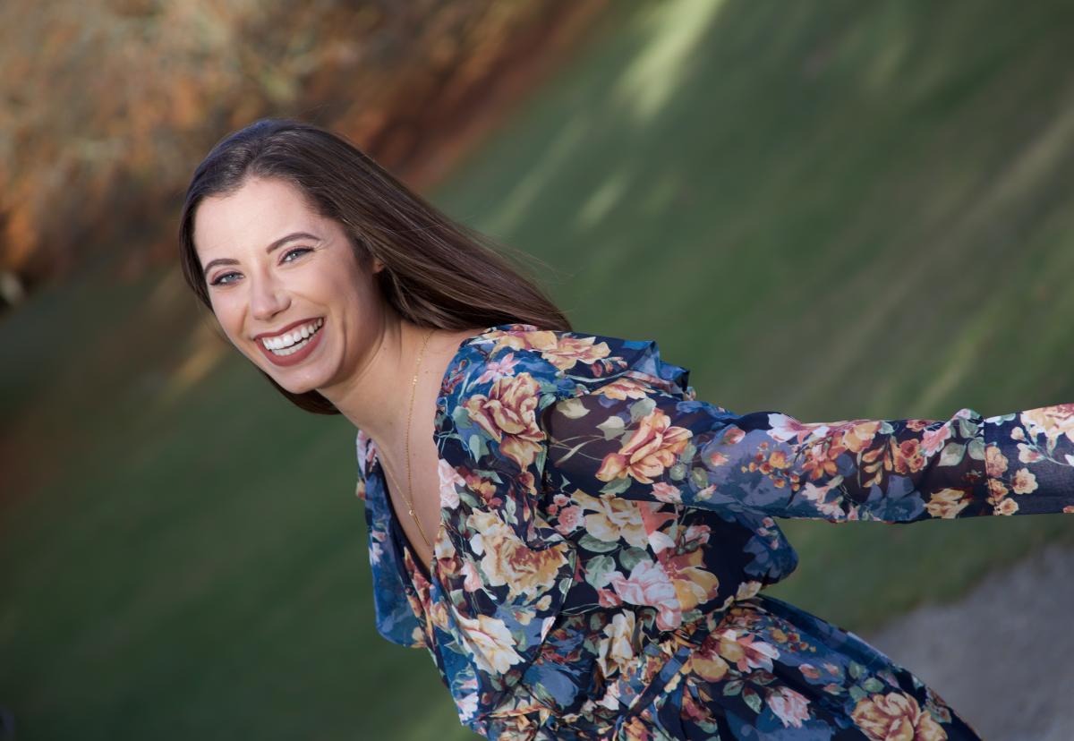 Long lasting, lovely lip liner