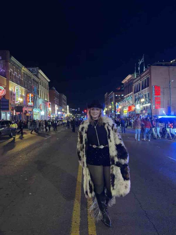 Review Thumbnail Image 0 247303010