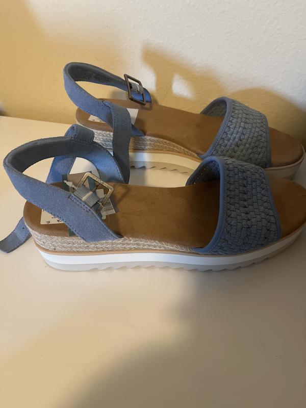 Review Thumbnail Image 1 248704103