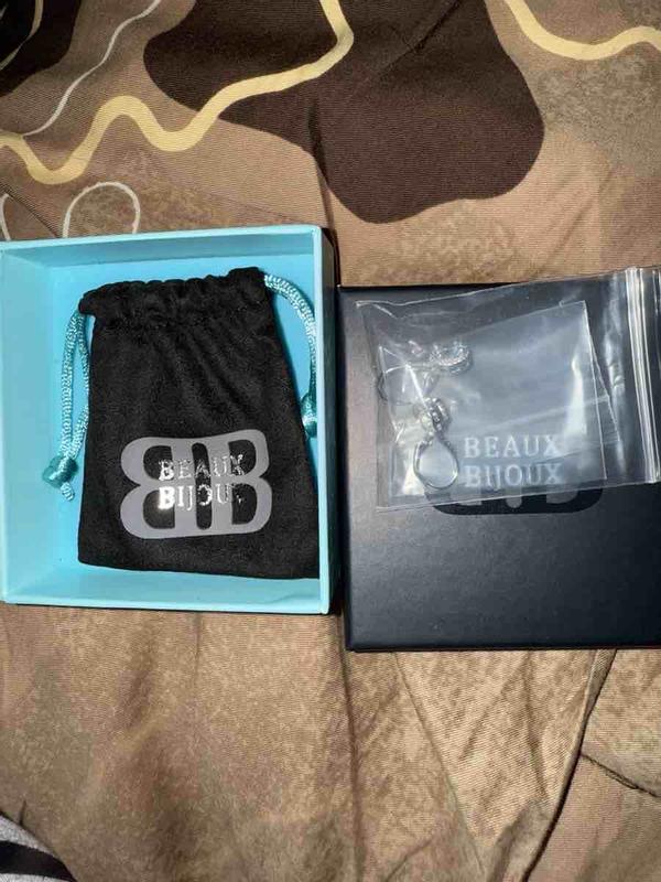 Review Thumbnail Image 0 241861735