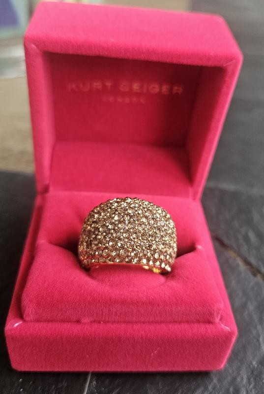 Review Thumbnail Image 0 244358422