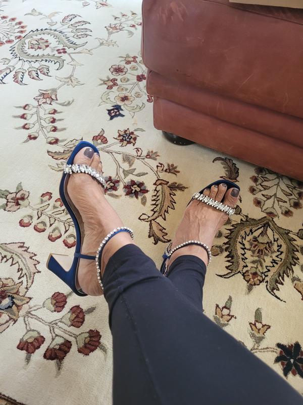 Review Thumbnail Image 0 235987416