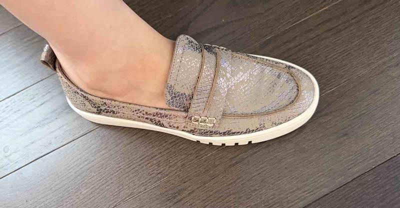 Vionic slip-on sneaker