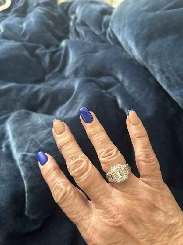 Review Thumbnail Image 1 233121327