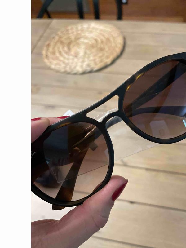 Review Thumbnail Image 0 217324663