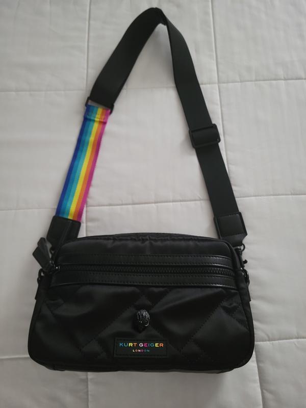 Review Thumbnail Image 0 219853564