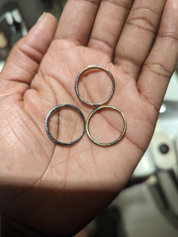 Lost finish & turned my finger green in 2 weeks 😞