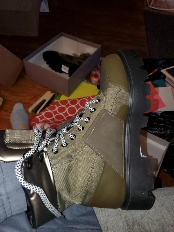 Review Thumbnail Image 0 221219810