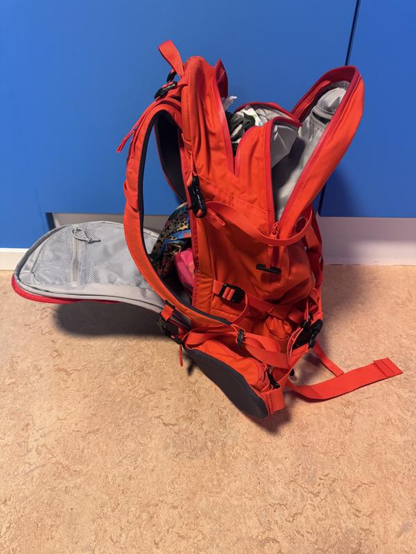 NORRONA ロフォテン28L バックパック オリーブグリーン NORRONA ロフォテン28L バックパック オリーブグリーン-中古値段