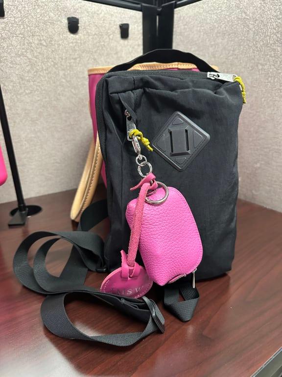 Review Thumbnail Image 1 361875434